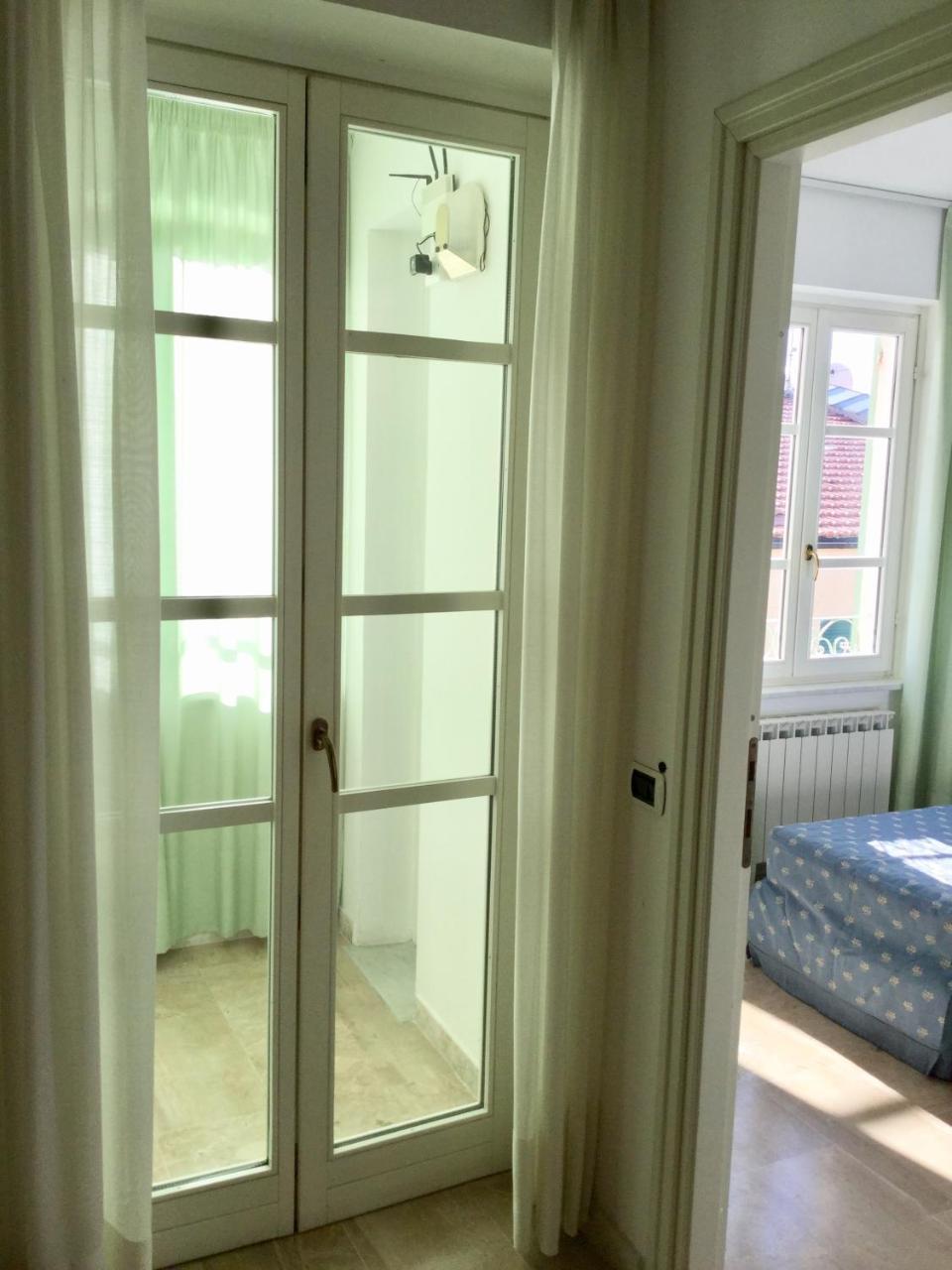 La Villetta Appartamenti Per Vacanze Finale Ligure Εξωτερικό φωτογραφία