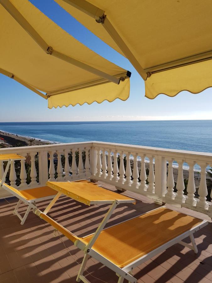 La Villetta Appartamenti Per Vacanze Finale Ligure Εξωτερικό φωτογραφία